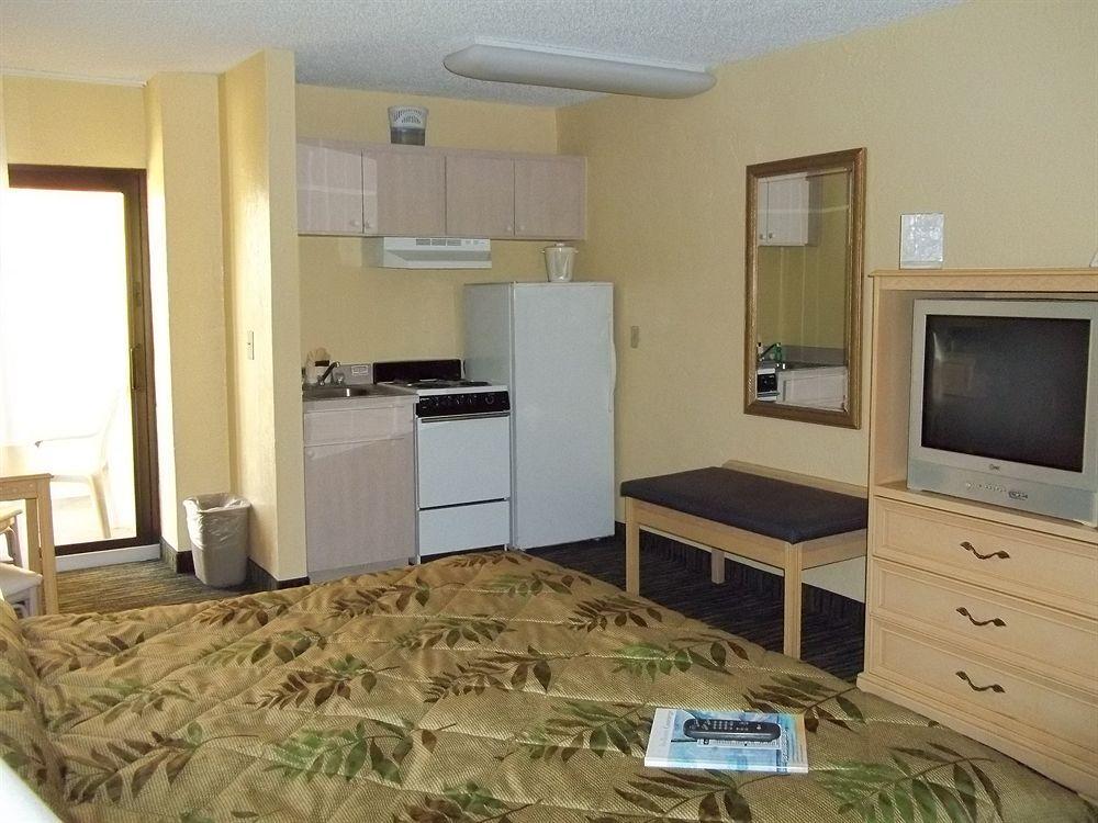 Holiday Inn Express & Suites Oceanfront Daytona Beach Shores By Ihg Exteriér fotografie