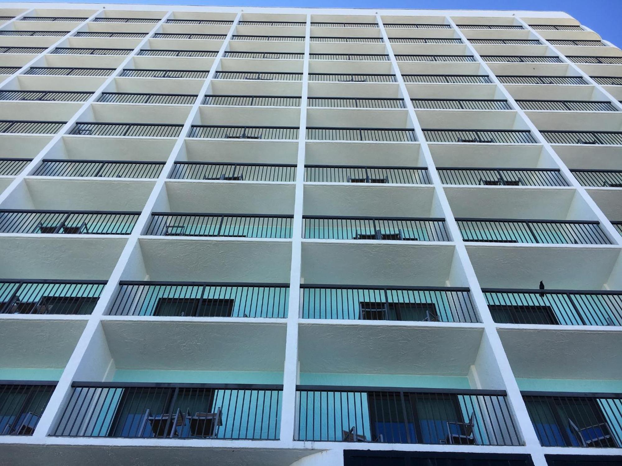 Holiday Inn Express & Suites Oceanfront Daytona Beach Shores By Ihg Exteriér fotografie