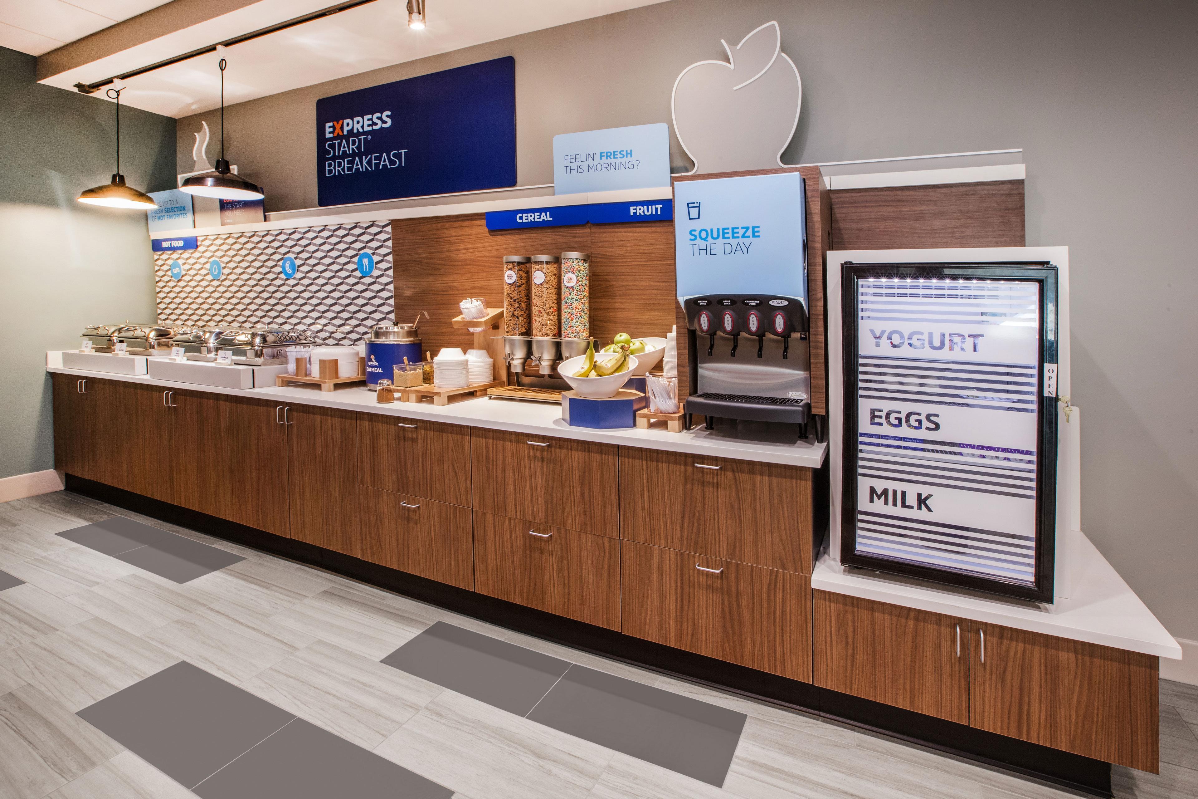 Holiday Inn Express & Suites Oceanfront Daytona Beach Shores By Ihg Exteriér fotografie