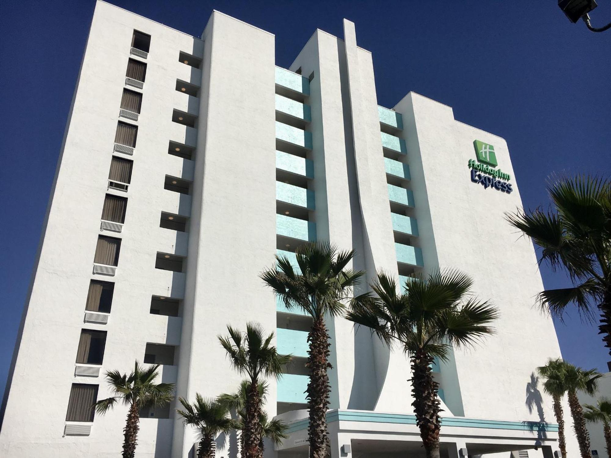 Holiday Inn Express & Suites Oceanfront Daytona Beach Shores By Ihg Exteriér fotografie