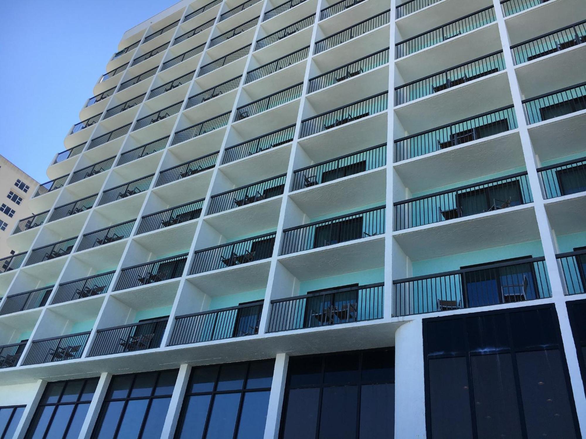 Holiday Inn Express & Suites Oceanfront Daytona Beach Shores By Ihg Exteriér fotografie
